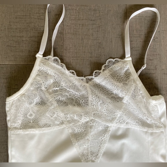 ⭐️ 2 for $10 OR $7 each ⭐️ NWOT Eroaerst White Lace Tummy Control Bodysuit- US-M - Picture 4 of 8